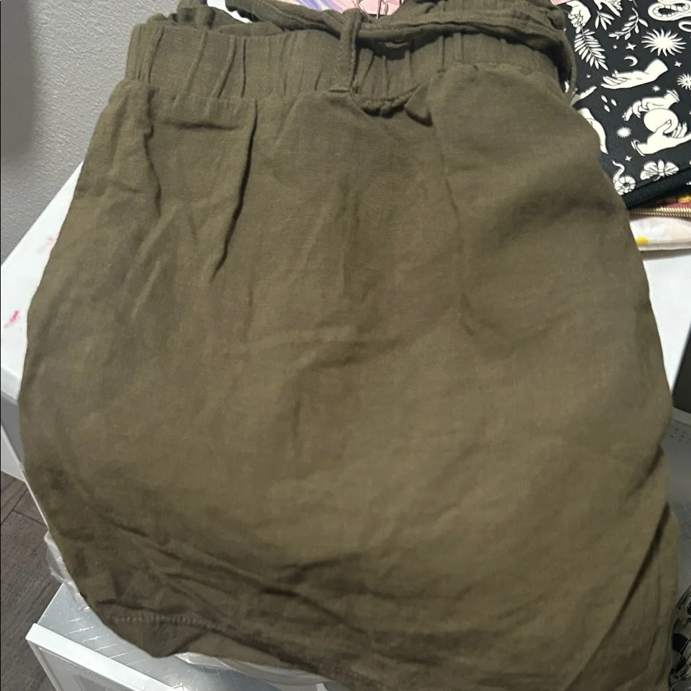 High Waist Olive Women's Shorts - Picture 8 of 8
